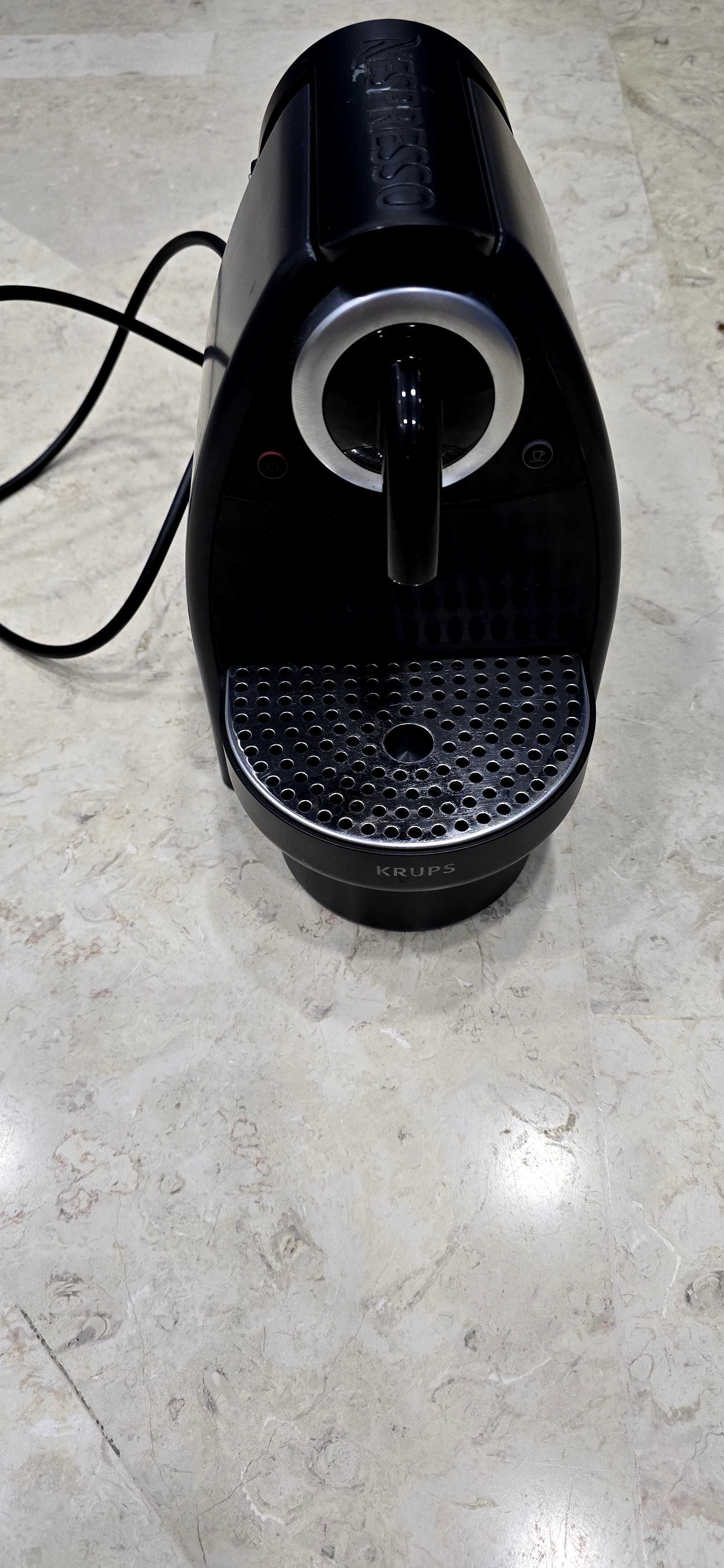 2 Maquinas de cafe nespresso