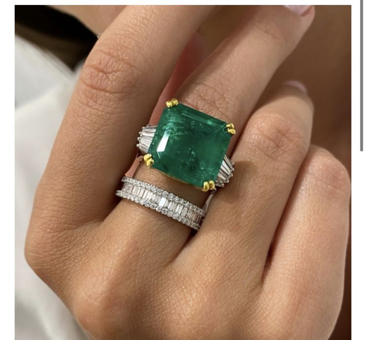 WYJĄTKOWY pierścionek z DUŻYM szmaragdem ~13.44ct