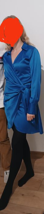 Sukienka satynowa 40