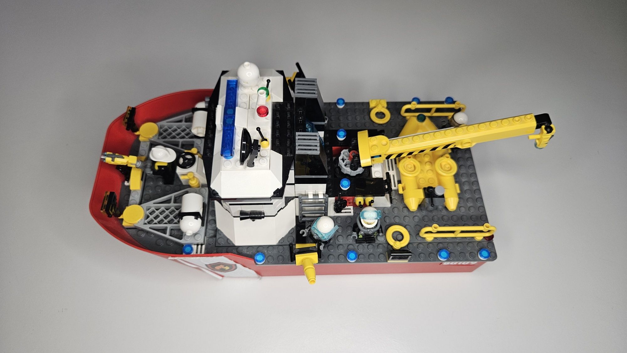 LEGO 60109 City Łódź strażacka