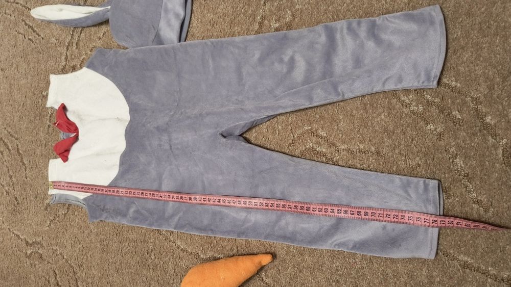 Прокат костюма зайчика