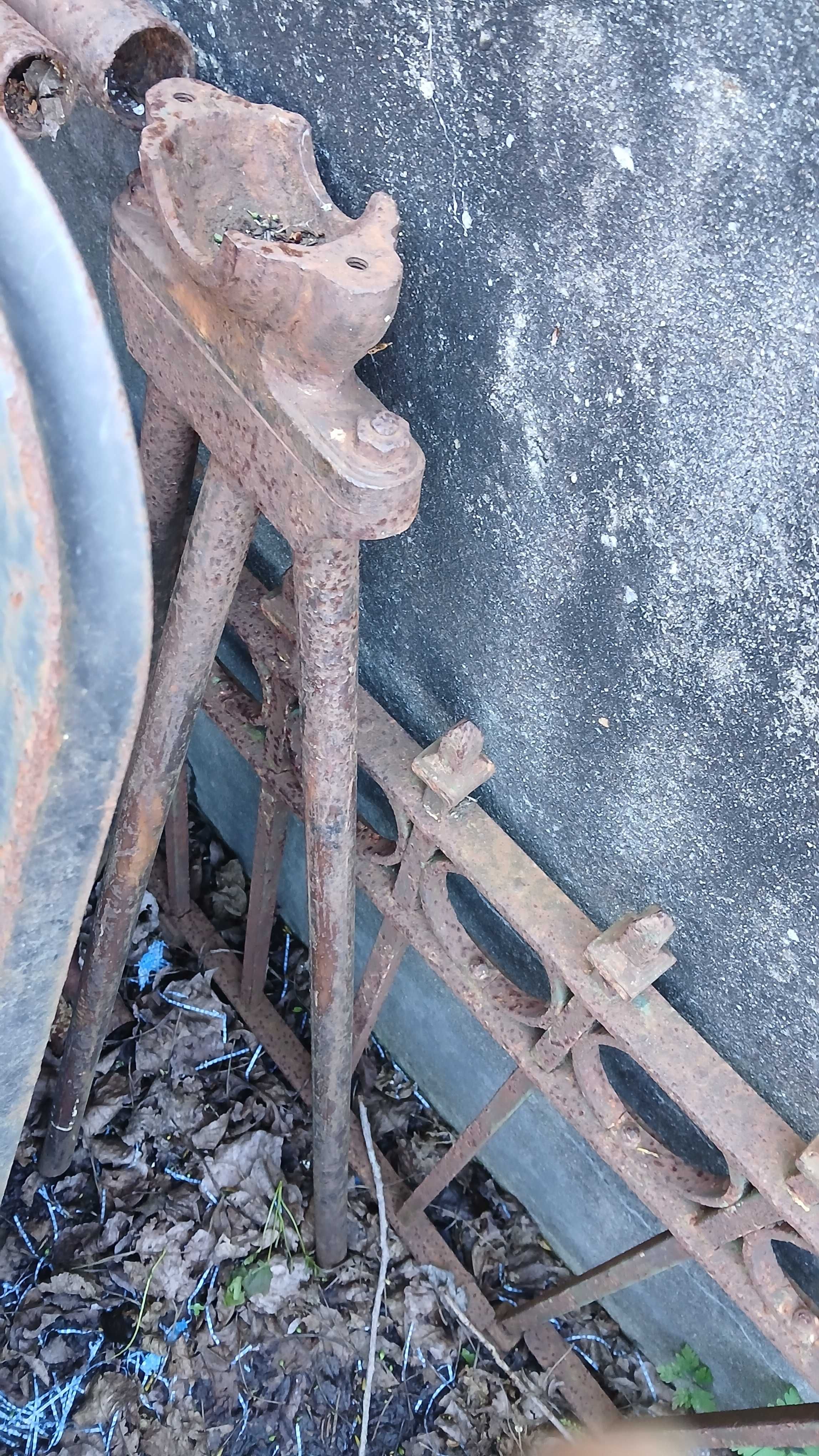 Roda antiga de poço