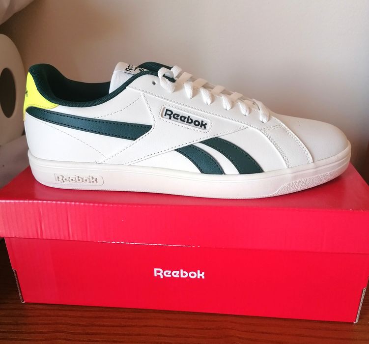 Reebok 43 - Novas, com etiqueta. Na caixa