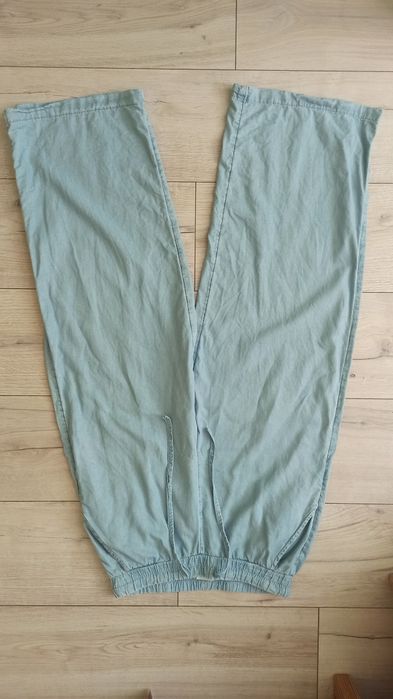 Spodnie z szerokimi nogawkami rozmiar xs