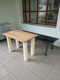 Садовый столик деревянный