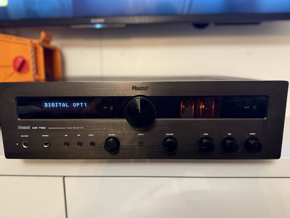 Wzmacniacz stereo Magnat MR 780