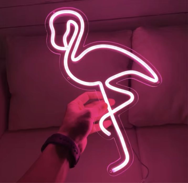 Neon FLAMING napis na ściane LED prezent