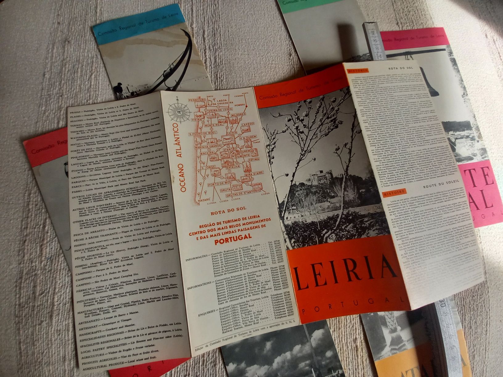 Folhetos antigos turísticos da região de Leiria