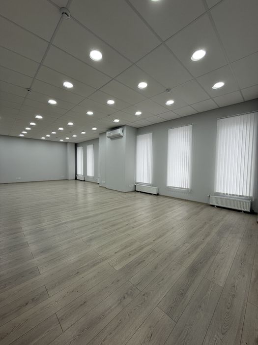 Офіс 150м2 Бізнес Центр Комфорт Сіті