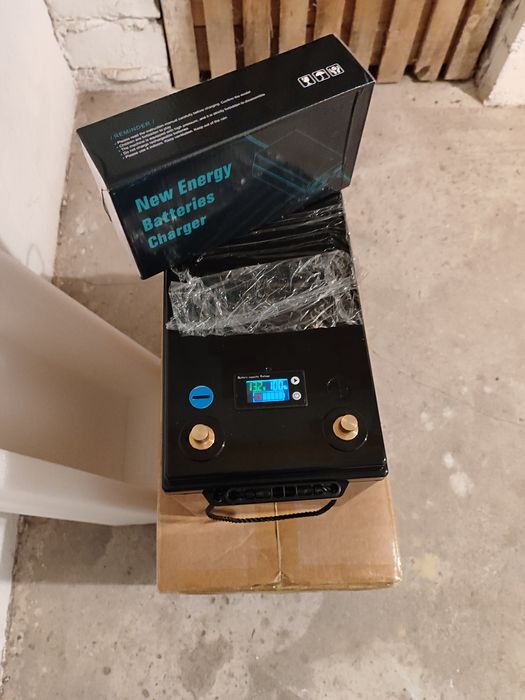 Akumulator LiFePo4 200ah 12V ładowarka BMS magazyn kamper off-grid