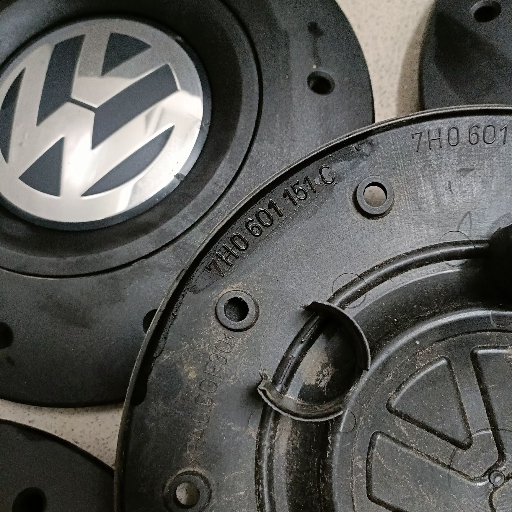 VW volkswagen multivan t5 t6 dekielek kołpak orginalny 5h0 orginalne