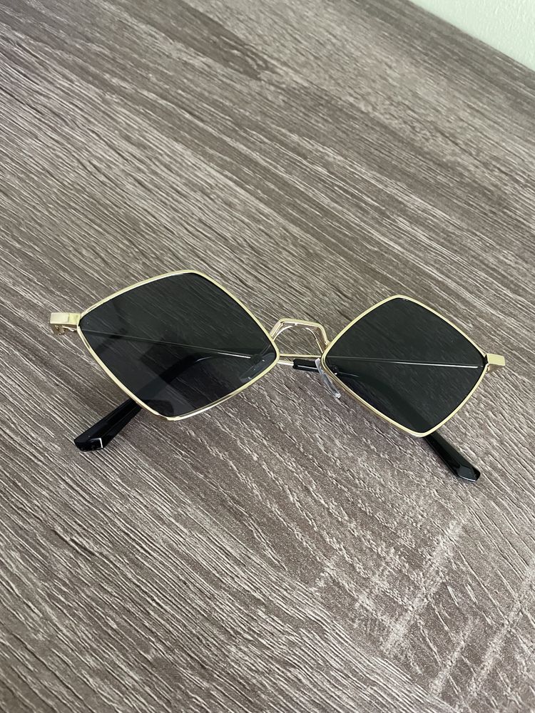 Nowe okulary przeciwloneczne vintage