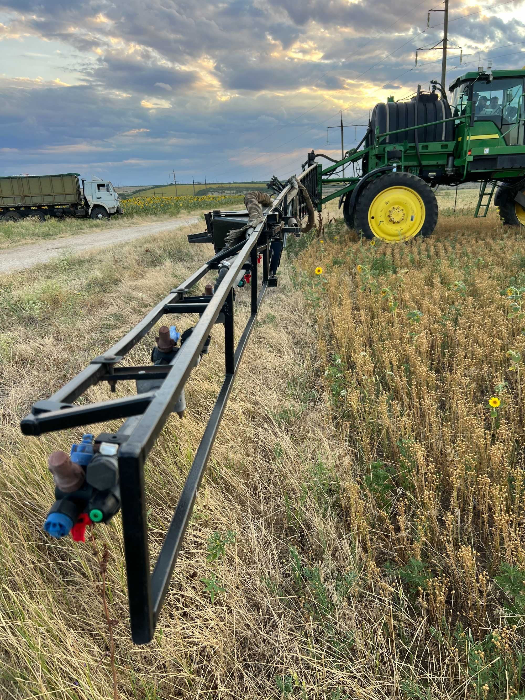 Обприскувач John Deere 4720, оприскувач Джон Дір, опрыскиватель
