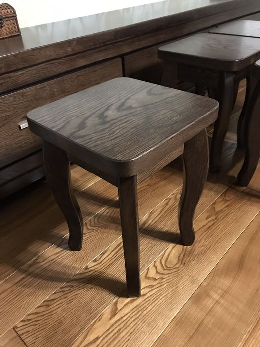 Таборетки 1000гр. дуб, ясен, горіх.