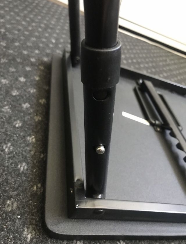 Stolik pod laptopa