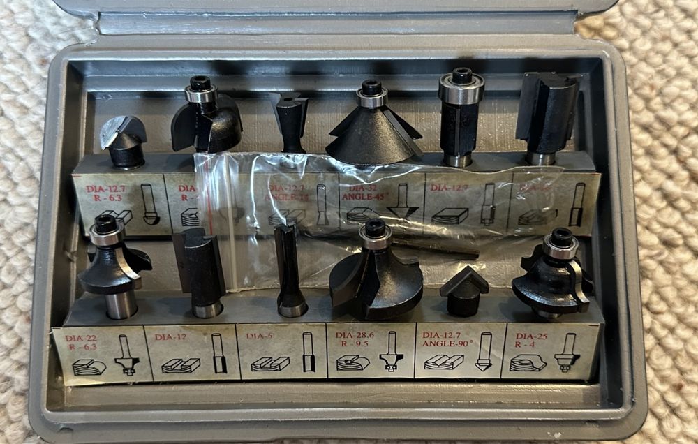 Frezy do drewna Jobi