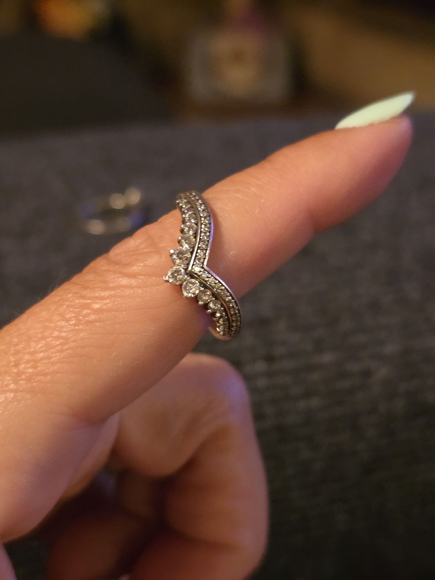 Anel pandora tiara