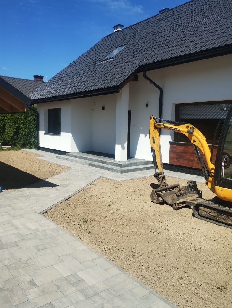 Usługi minikoparką 2t , Koparka , Glebogryzarką separcyjna, Trawniki ,