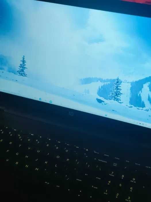 2004/24 Laptop HP RTL97238E 4GB/120GB