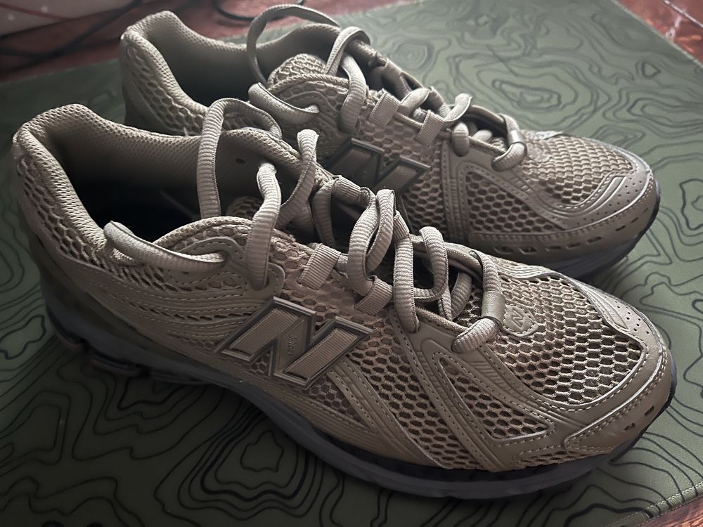 New Balance 1906R