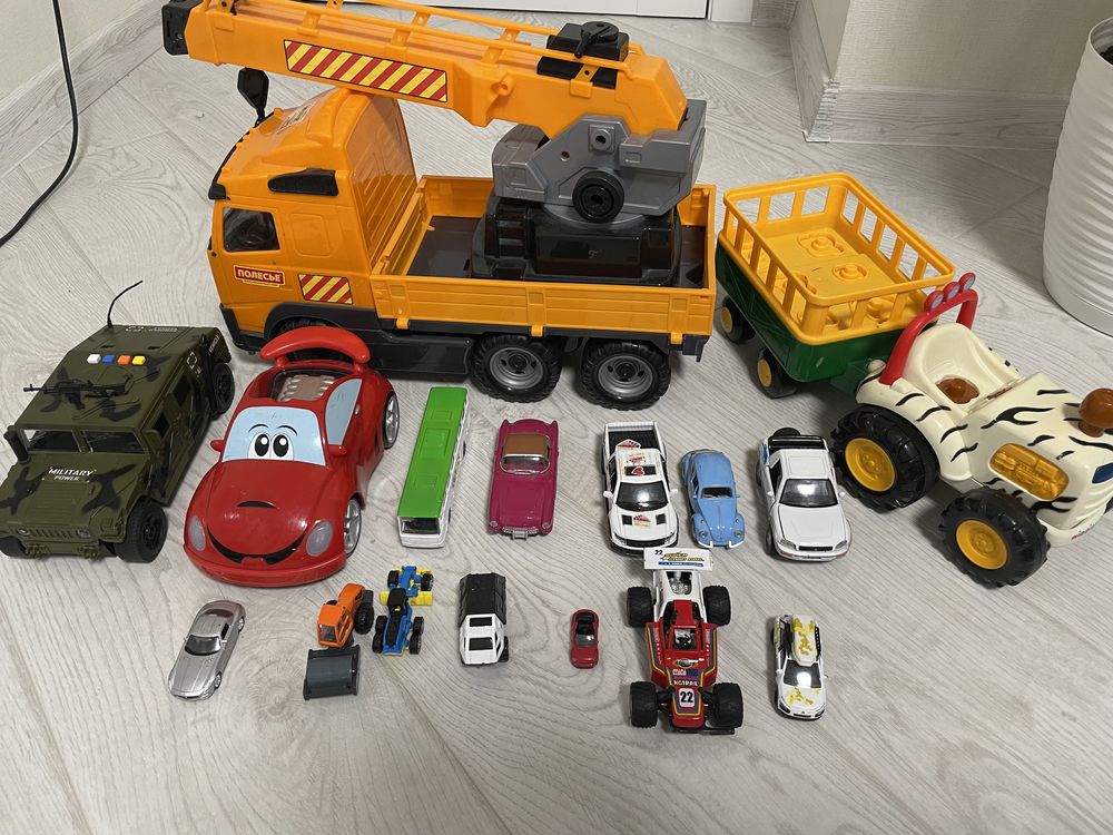 Машинки игрушки от 50 до 500