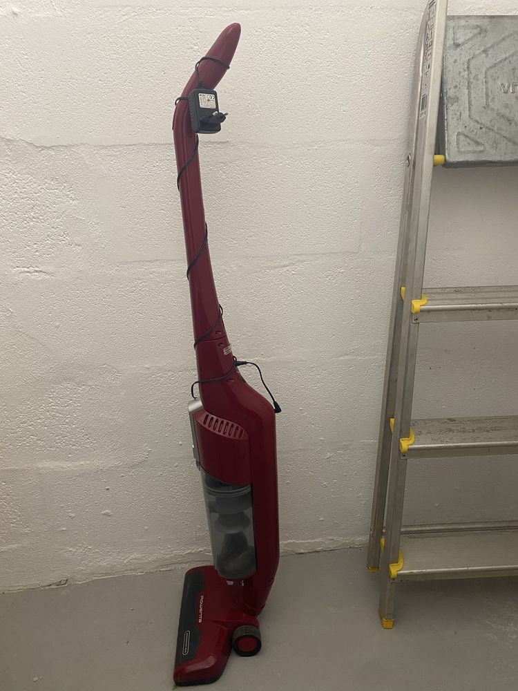 aspirador vertical Rowenta Air Force Light