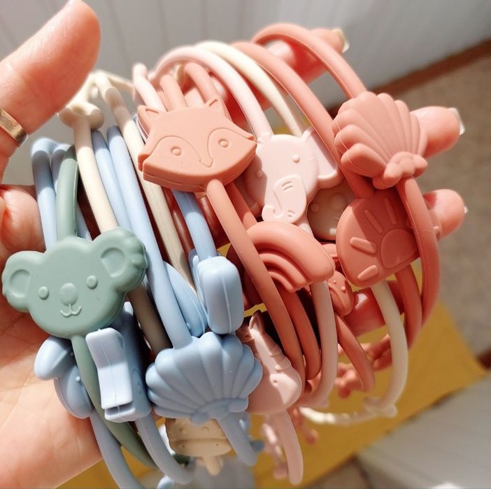 Набір необхідних іграшок для розвитку немовля від 5 міс