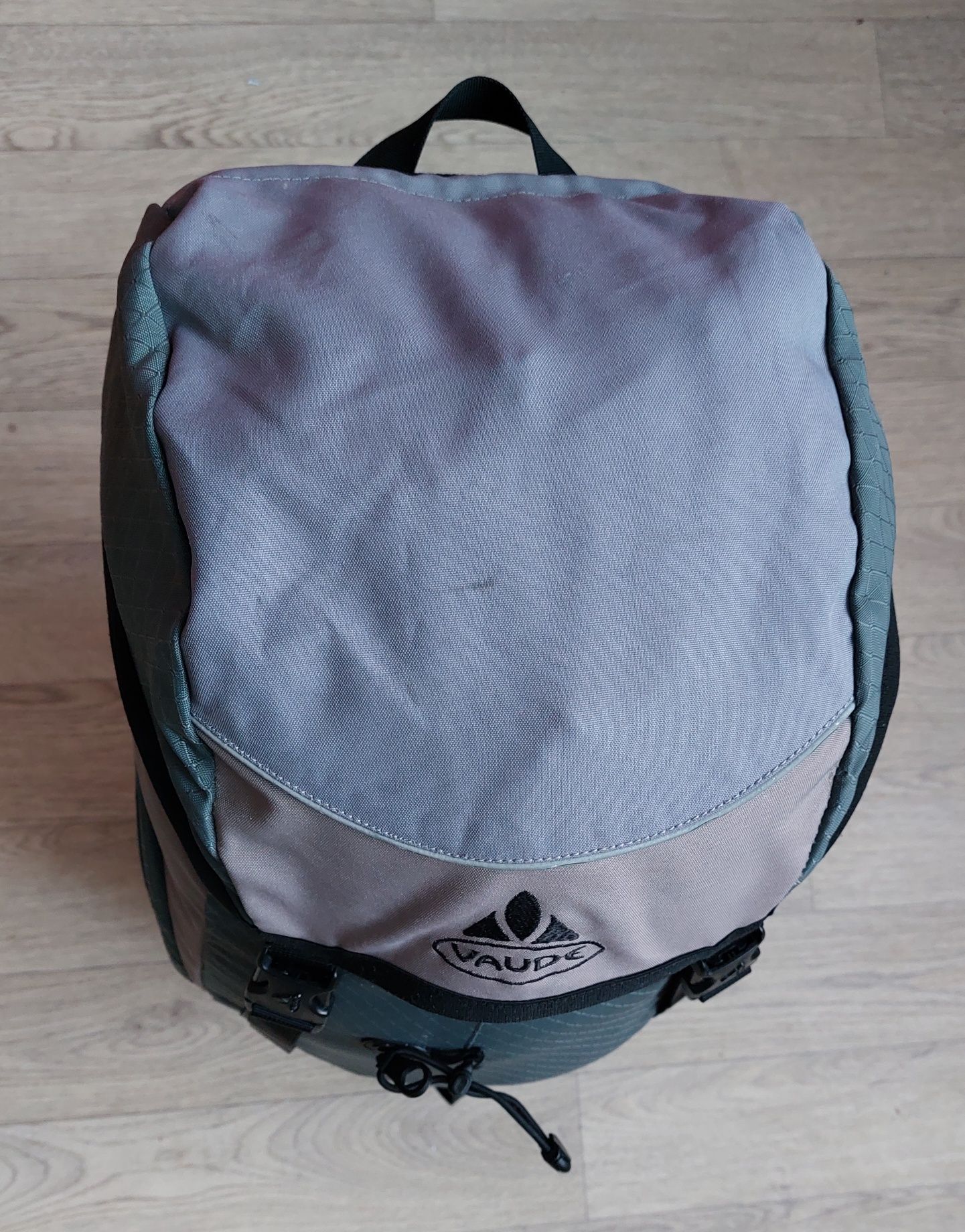 Рюкзак б/у VAUDE symphony 30L, дождевиком