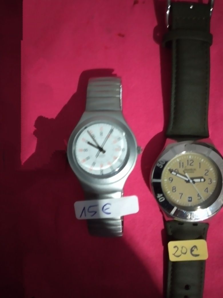 Vendo vários Relógios Swatch Usados