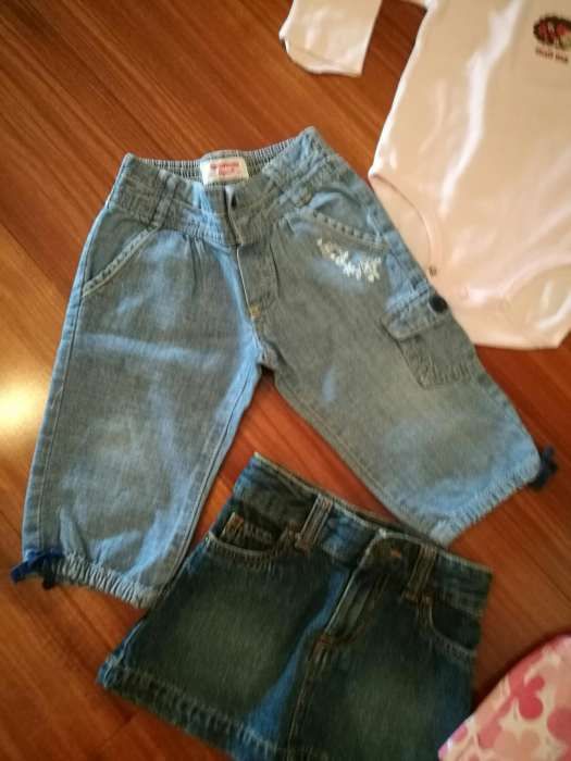 Lote 2 anos oshkosh e Carters