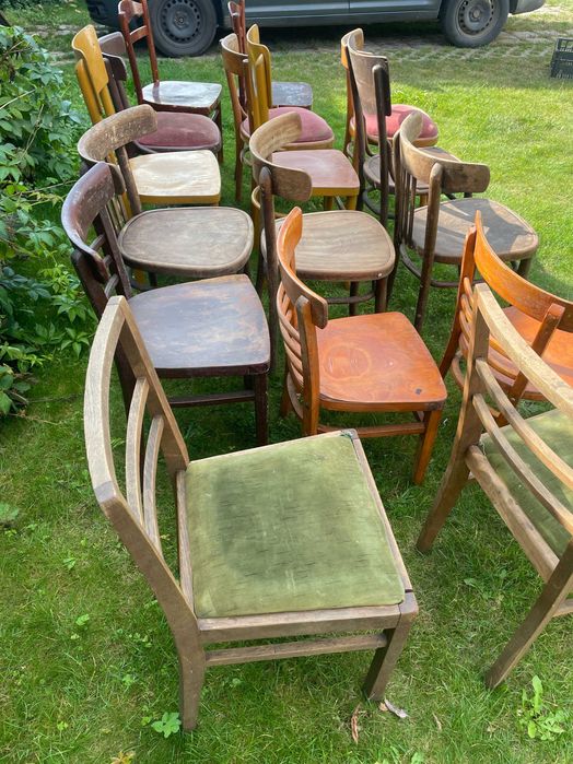 Stare drewniane krzesła, krzesło PRL