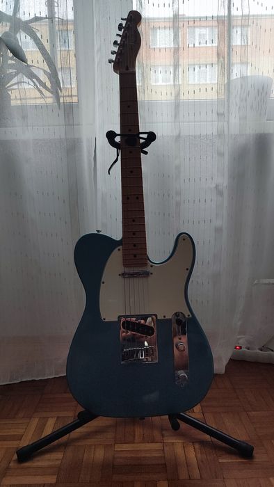 Fender Telecaster 75 anniversary player series.