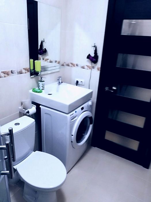 Посуточно  почасов квартира ЖКСофия Вишнёвый Окружная дорог Борщаговка