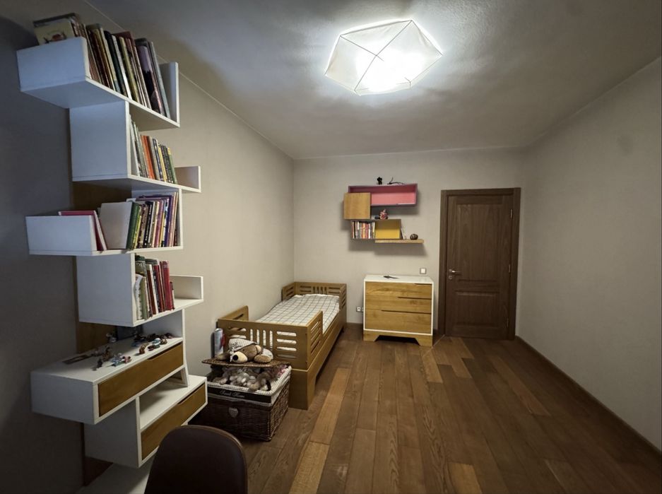 БЕЗ% оренда 4к кв Межигірська 28 Подол