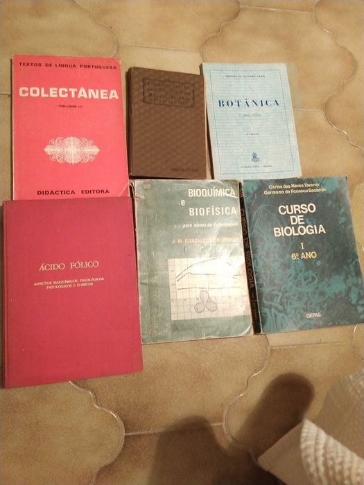 Livros universitários