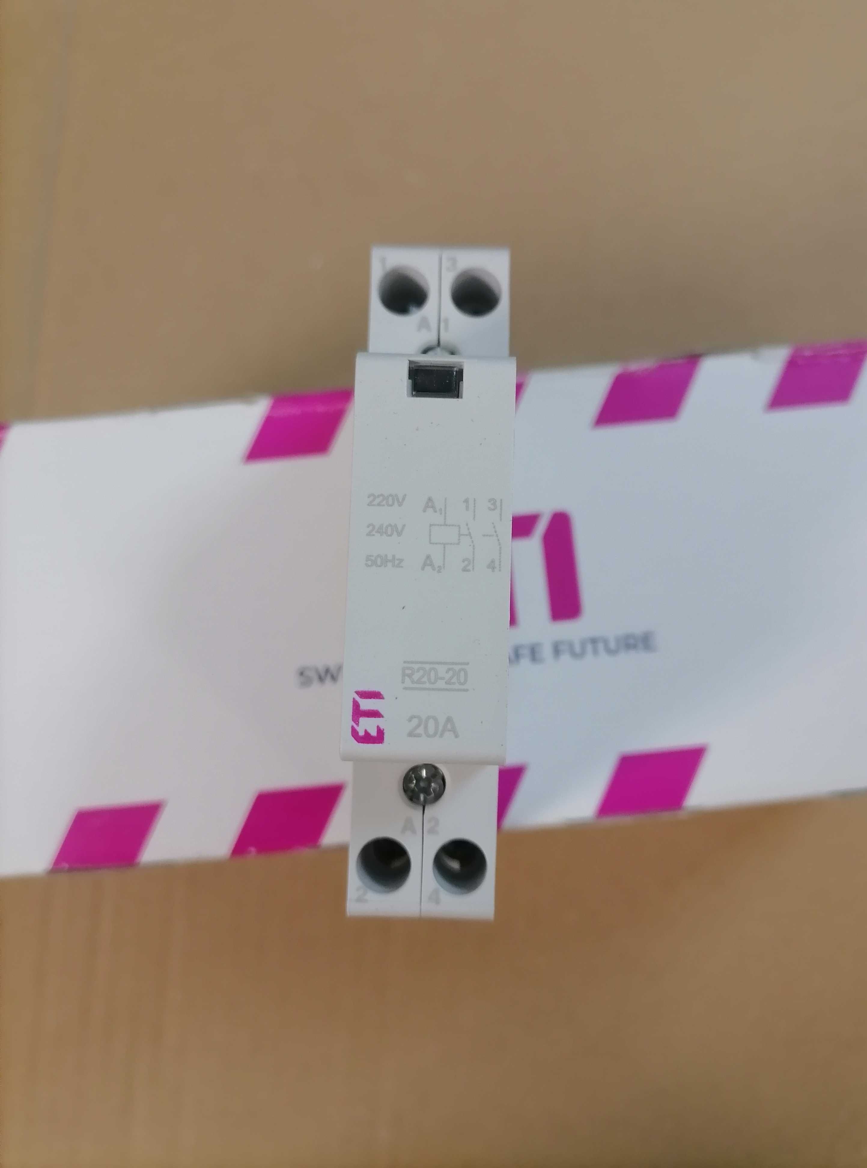 Stycznik ETI 40A modułowy 3 fazowy 4P 230V R40-40 na szyne NOWY