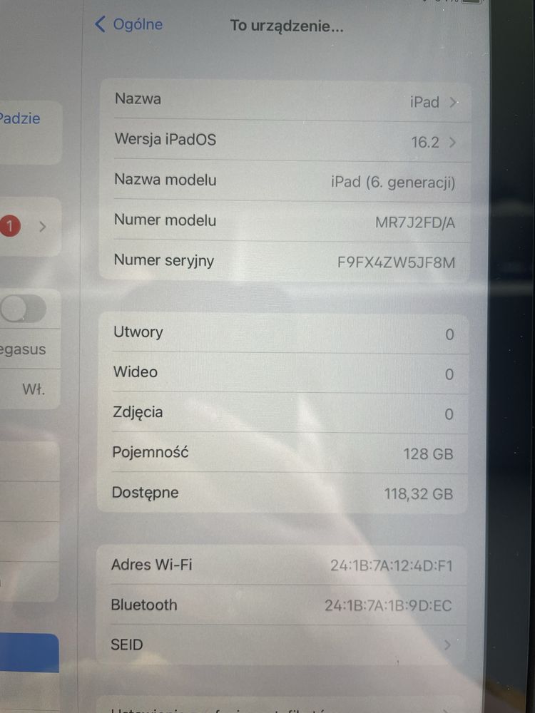 iPad 6 gen. 128GB z etui i rysikiem