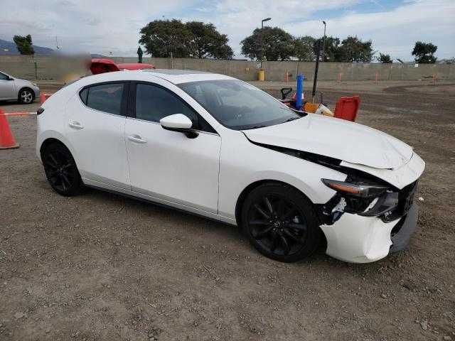 Mazda 3 Premium  2019