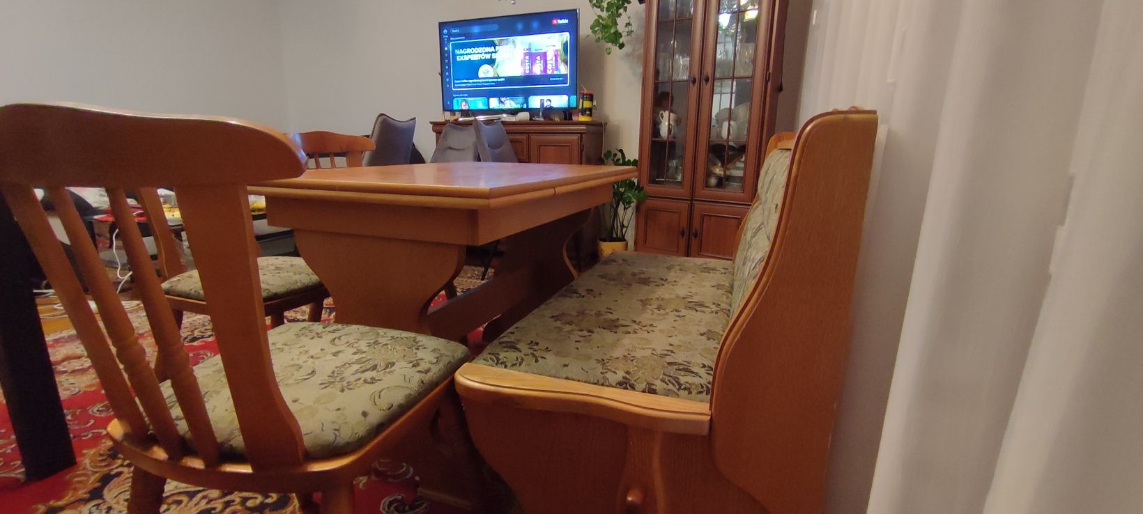 Stół do kuchni, jadalni lub salonu