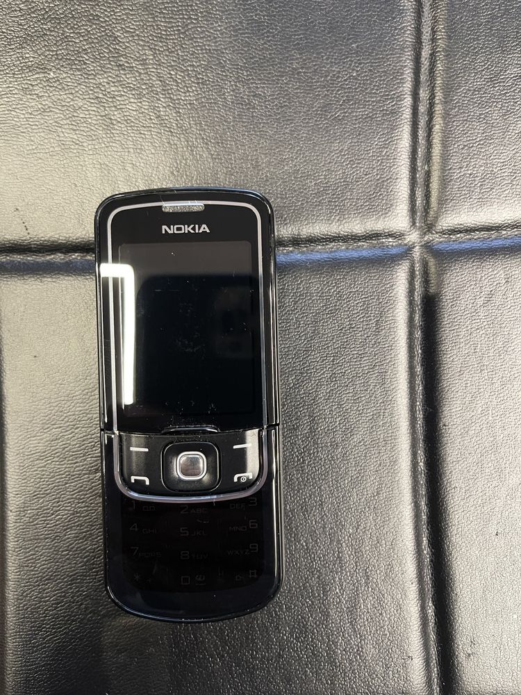Nokia luna  8600 pudelko kpl uzywana