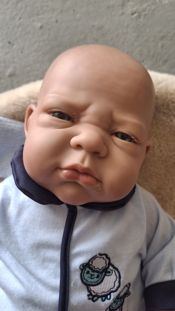 Bebe reborn menino