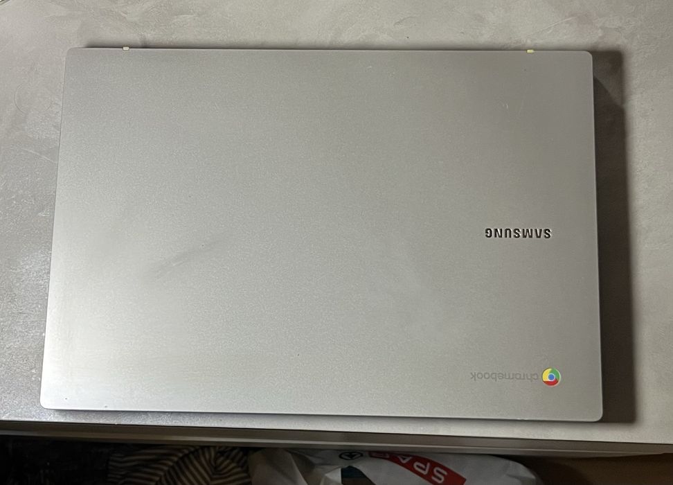 Samsung Galaxy Chromebook Go Celeron