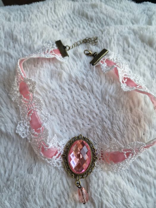 Biała różowa kolia choker koronkowy naszyjnik gotycki emo vintage