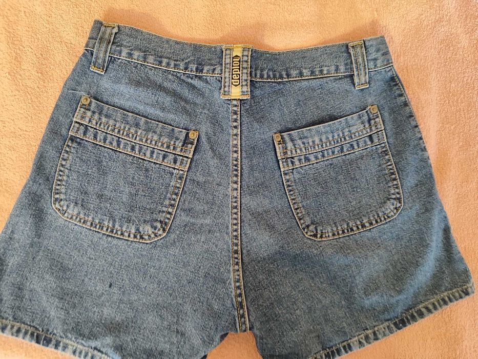 шорти джинсові жіночі