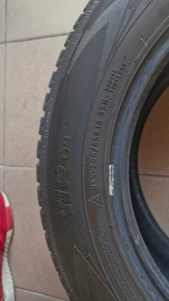 Opony Zimowe Nokian WR D4 205/65 R16