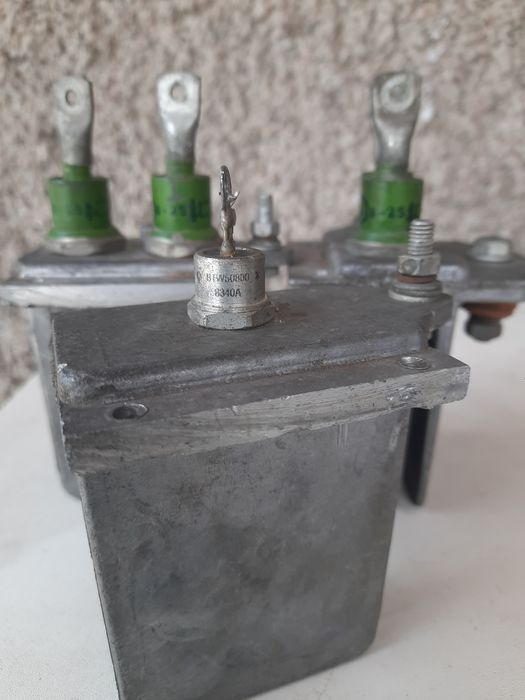 Діоди В-25 та тиристор 40А