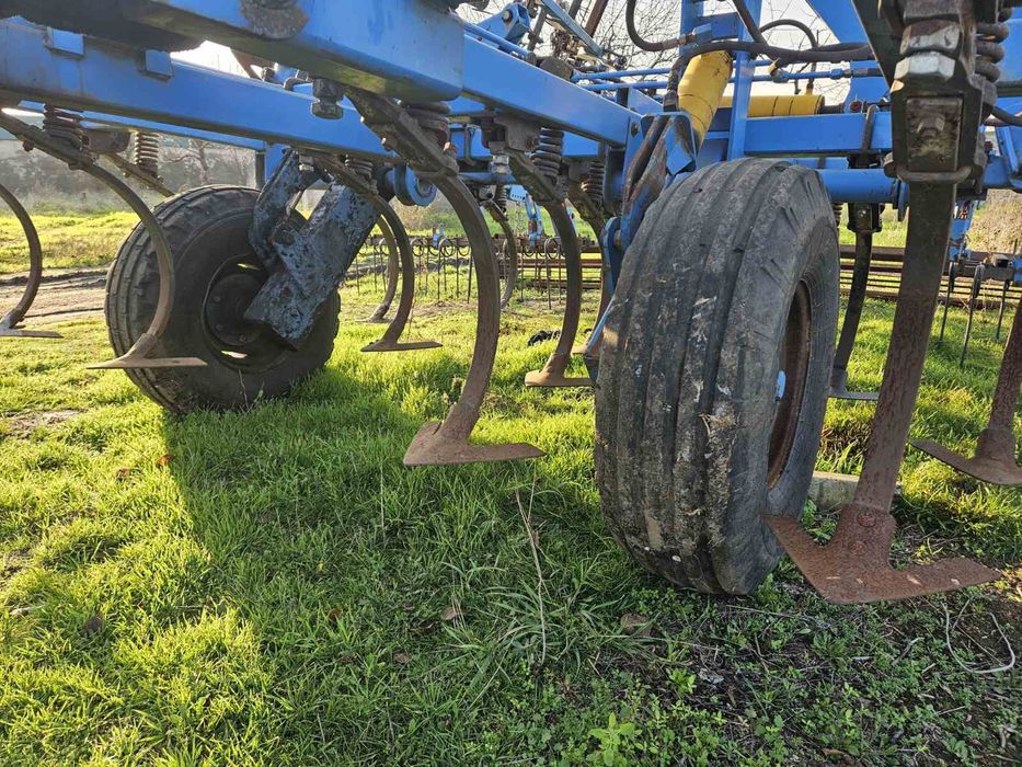 Культиватор КГШ-7.9, чотирьохрядний, зубова гребінка, коток, 2012 р.в.