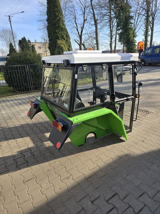 Kabina c360 Kabina ciągnikowa C360 Nowa kabina c360 Kabina C 360