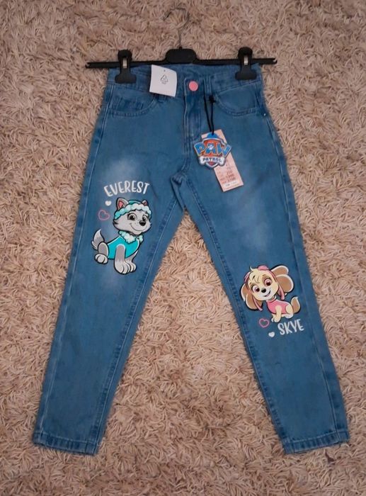 Nowe spodnie dzinsowe Skay r.128