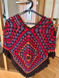 Poncho artesanal em lã